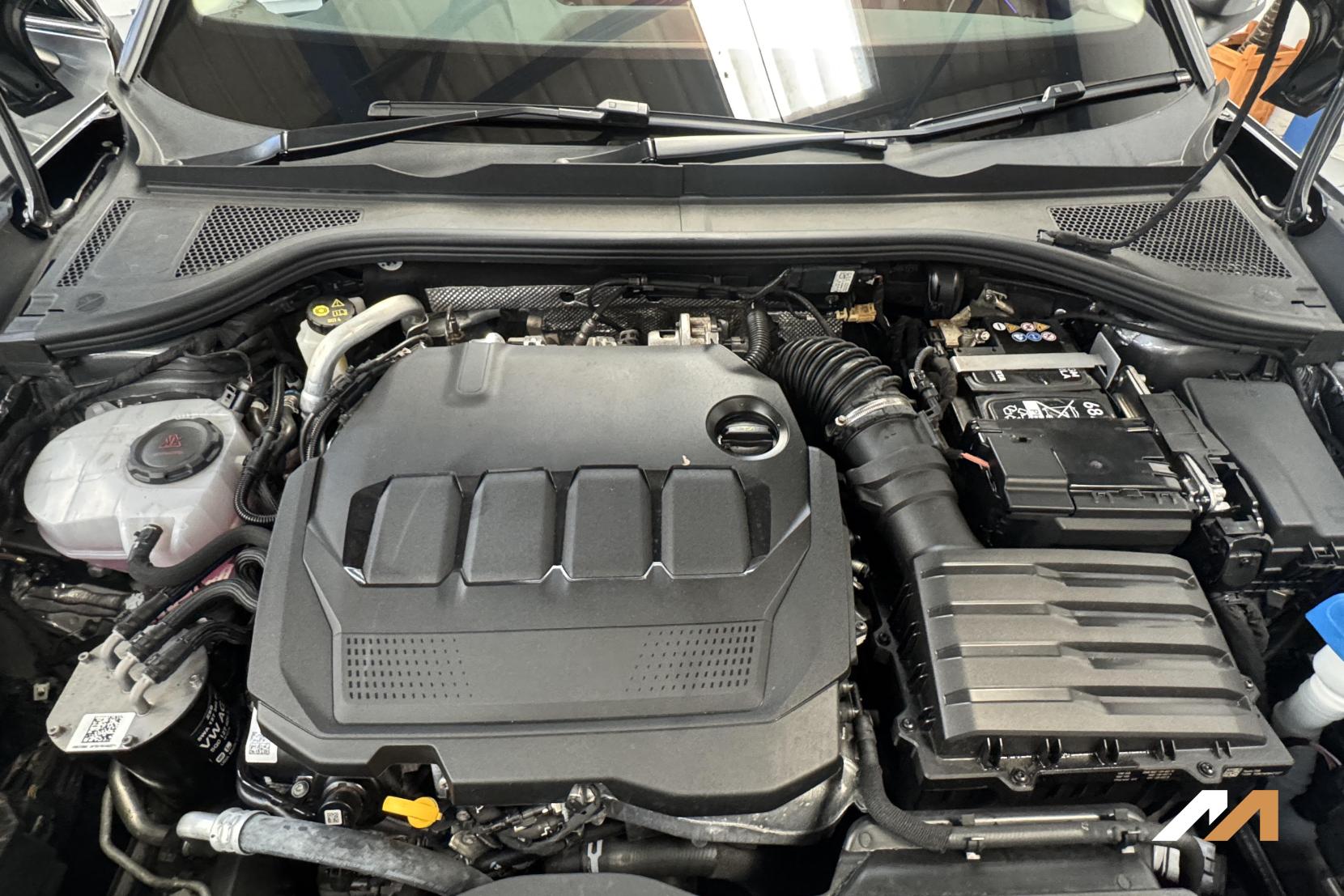 Skoda Superb 2.0 TDI Laurin & Klement Estate 5dr Diesel DSG 4WD Euro 6 (s/s) (193 ps)