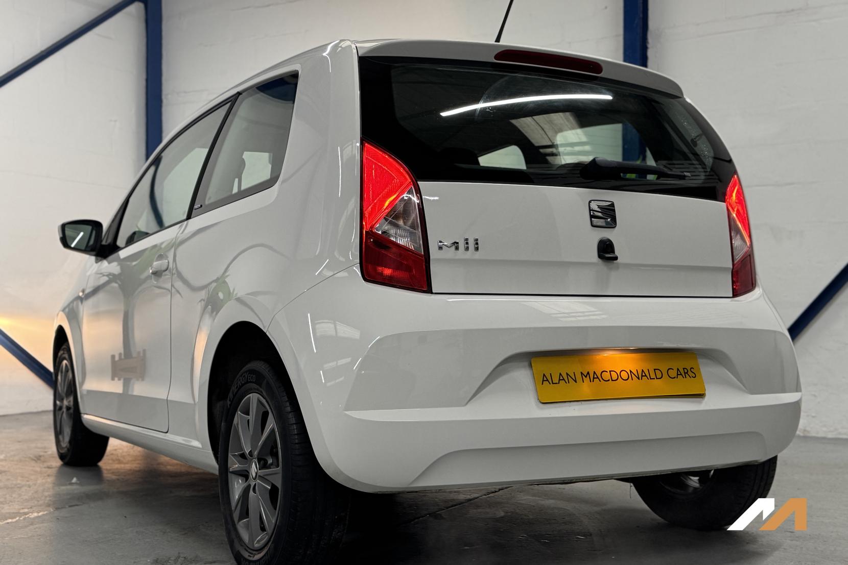 SEAT Mii 1.0 12v I TECH Hatchback 3dr Petrol Manual Euro 5 (60 ps)