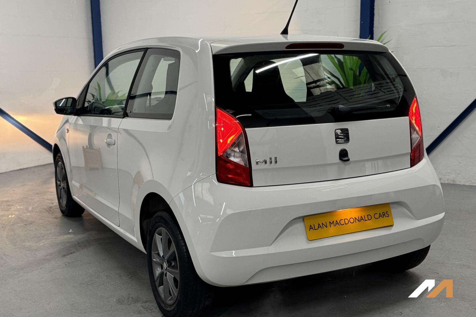SEAT Mii 1.0 12v I TECH Hatchback 3dr Petrol Manual Euro 5 (60 ps)