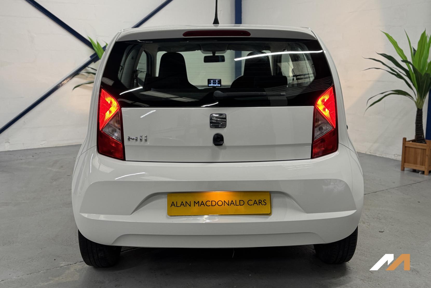 SEAT Mii 1.0 12v I TECH Hatchback 3dr Petrol Manual Euro 5 (60 ps)