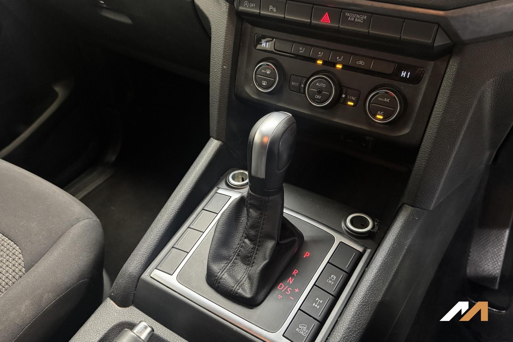 Volkswagen Amarok 3.0 TDI V6 Trendline Pickup Double Cab 4dr Diesel Auto 4Motion Euro 6 (s/s) (204 ps)