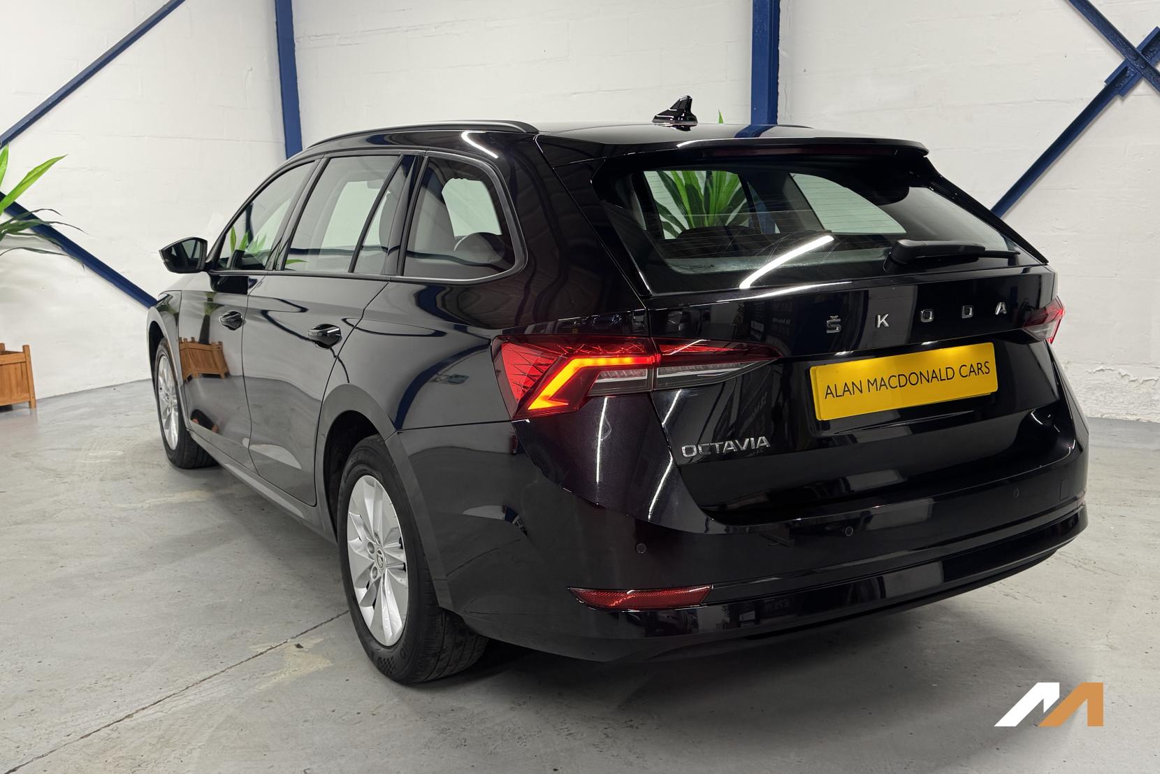 Skoda Octavia 1.5 TSI ACT SE Estate 5dr Petrol Manual Euro 6 (s/s) (150 ps)