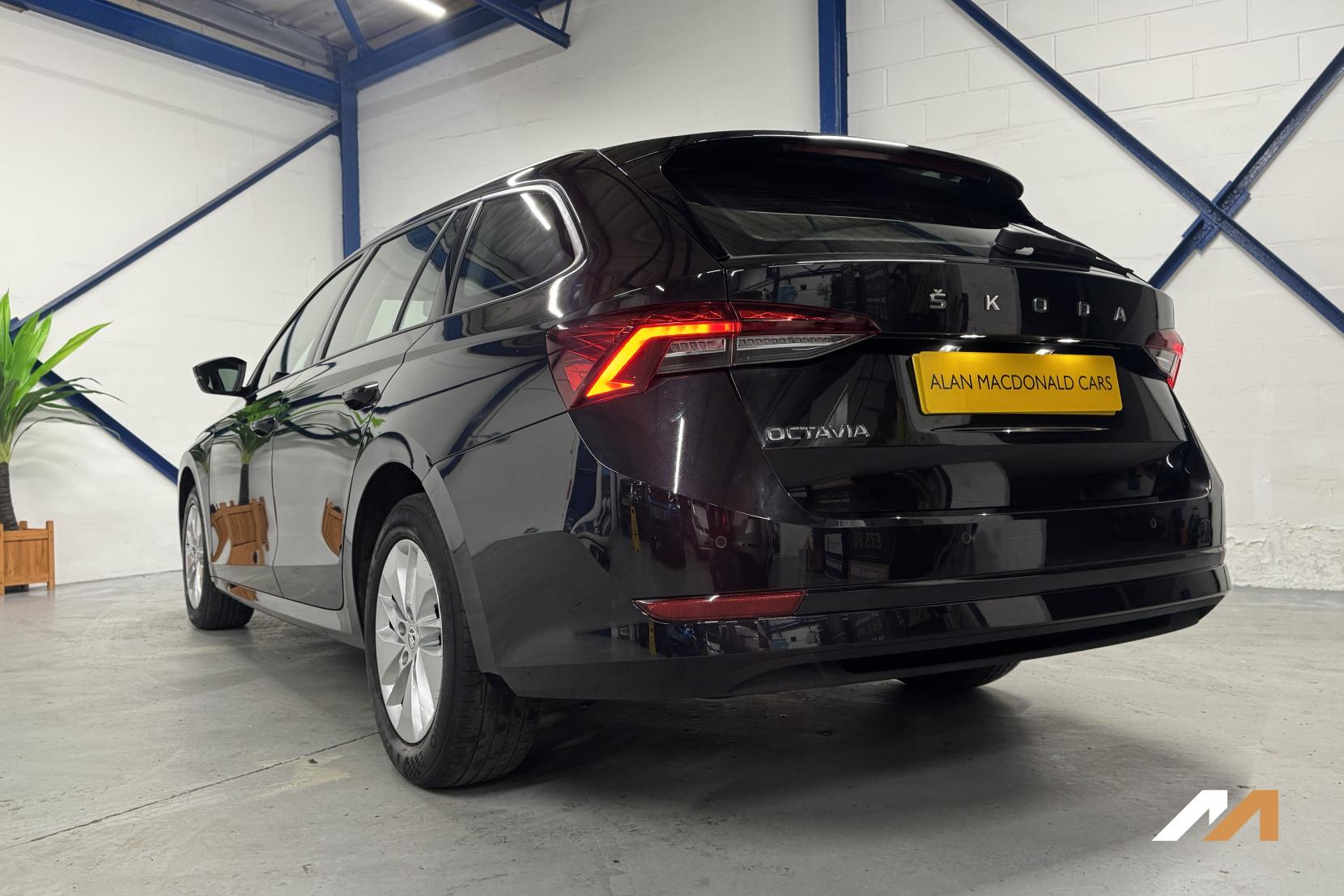 Skoda Octavia 1.5 TSI ACT SE Estate 5dr Petrol Manual Euro 6 (s/s) (150 ps)