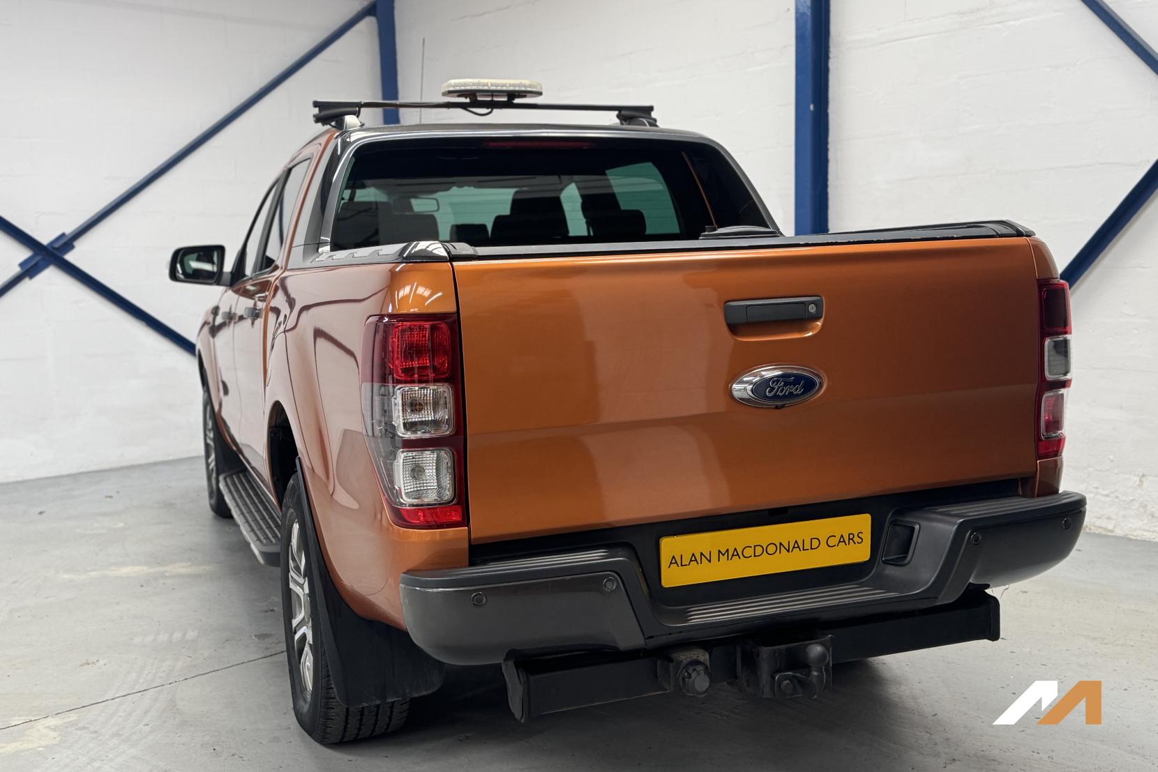 Ford Ranger 3.2 TDCi Wildtrak Pickup Double Cab 4dr Diesel Auto 4WD Euro 5 (200 ps)