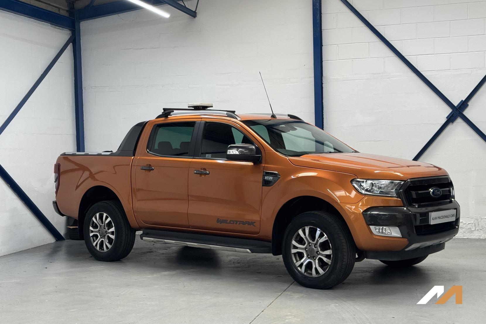 Ford Ranger 3.2 TDCi Wildtrak Pickup Double Cab 4dr Diesel Auto 4WD Euro 5 (200 ps)