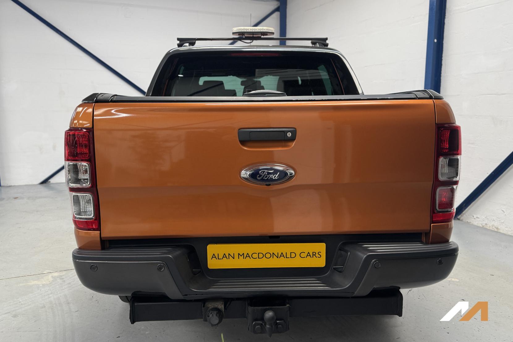 Ford Ranger 3.2 TDCi Wildtrak Pickup Double Cab 4dr Diesel Auto 4WD Euro 5 (200 ps)