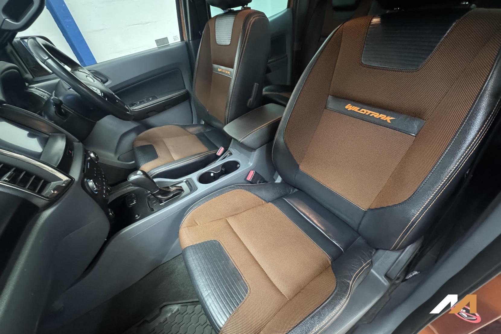 Ford Ranger 3.2 TDCi Wildtrak Pickup Double Cab 4dr Diesel Auto 4WD Euro 5 (200 ps)