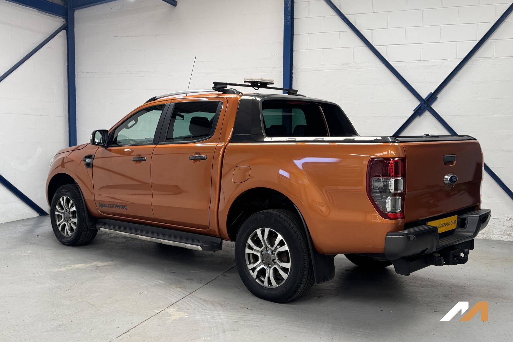 Ford Ranger 3.2 TDCi Wildtrak Pickup Double Cab 4dr Diesel Auto 4WD Euro 5 (200 ps)