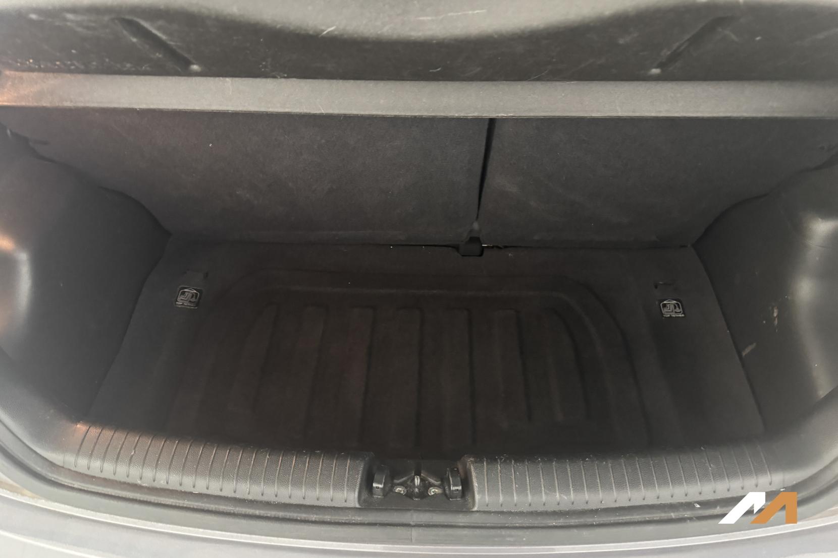 Hyundai i10 1.0 Premium Hatchback 5dr Petrol Manual Euro 6 (66 ps)
