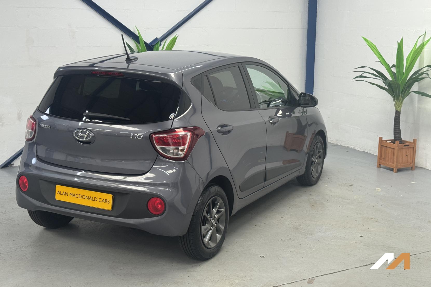 Hyundai i10 1.0 Premium Hatchback 5dr Petrol Manual Euro 6 (66 ps)