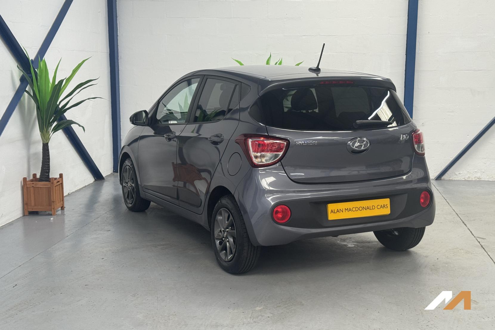 Hyundai i10 1.0 Premium Hatchback 5dr Petrol Manual Euro 6 (66 ps)