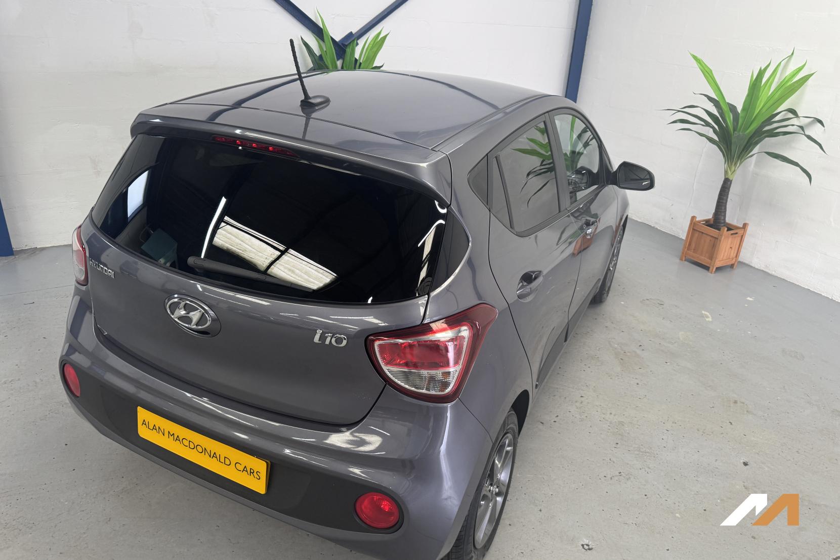 Hyundai i10 1.0 Premium Hatchback 5dr Petrol Manual Euro 6 (66 ps)