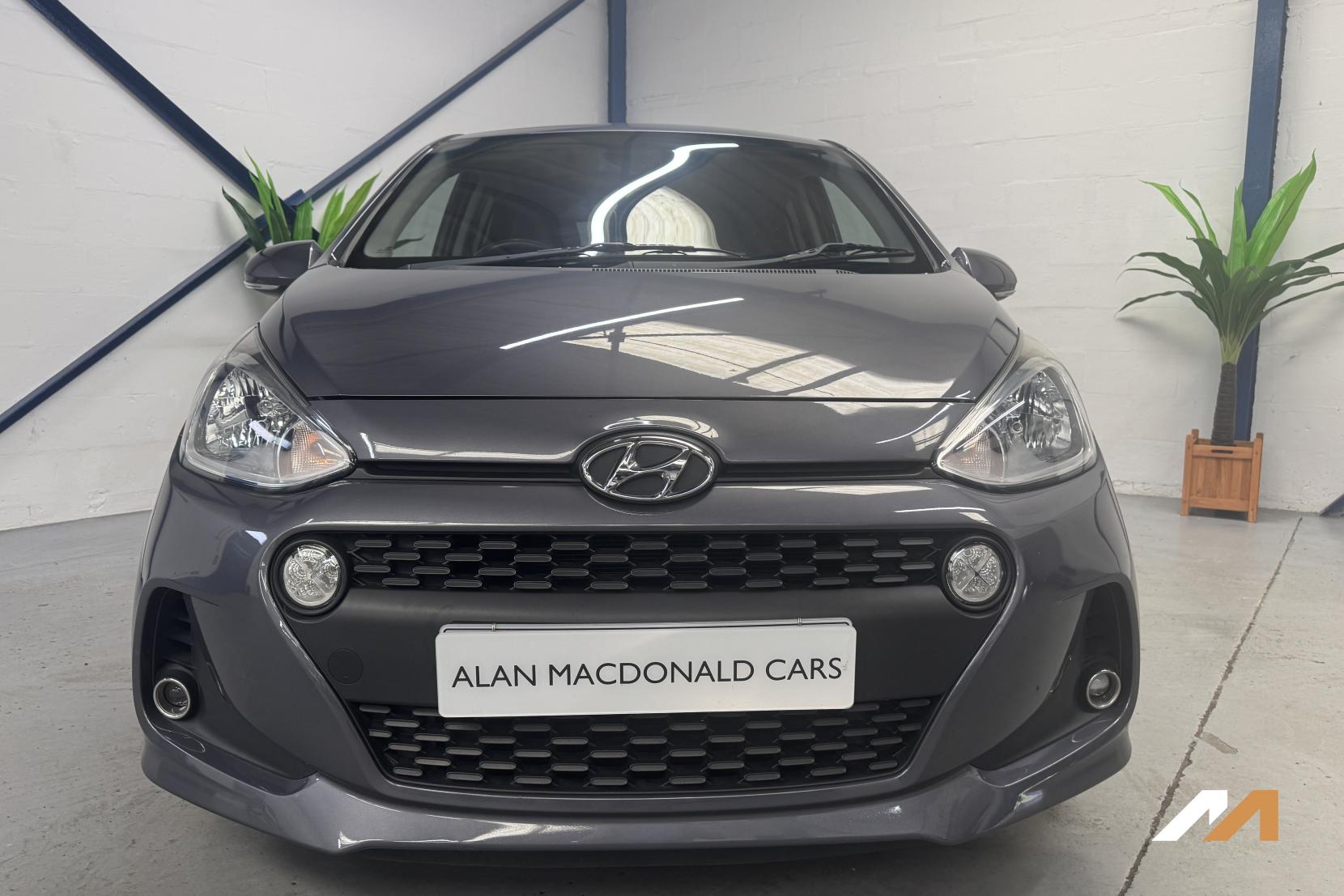 Hyundai i10 1.0 Premium Hatchback 5dr Petrol Manual Euro 6 (66 ps)