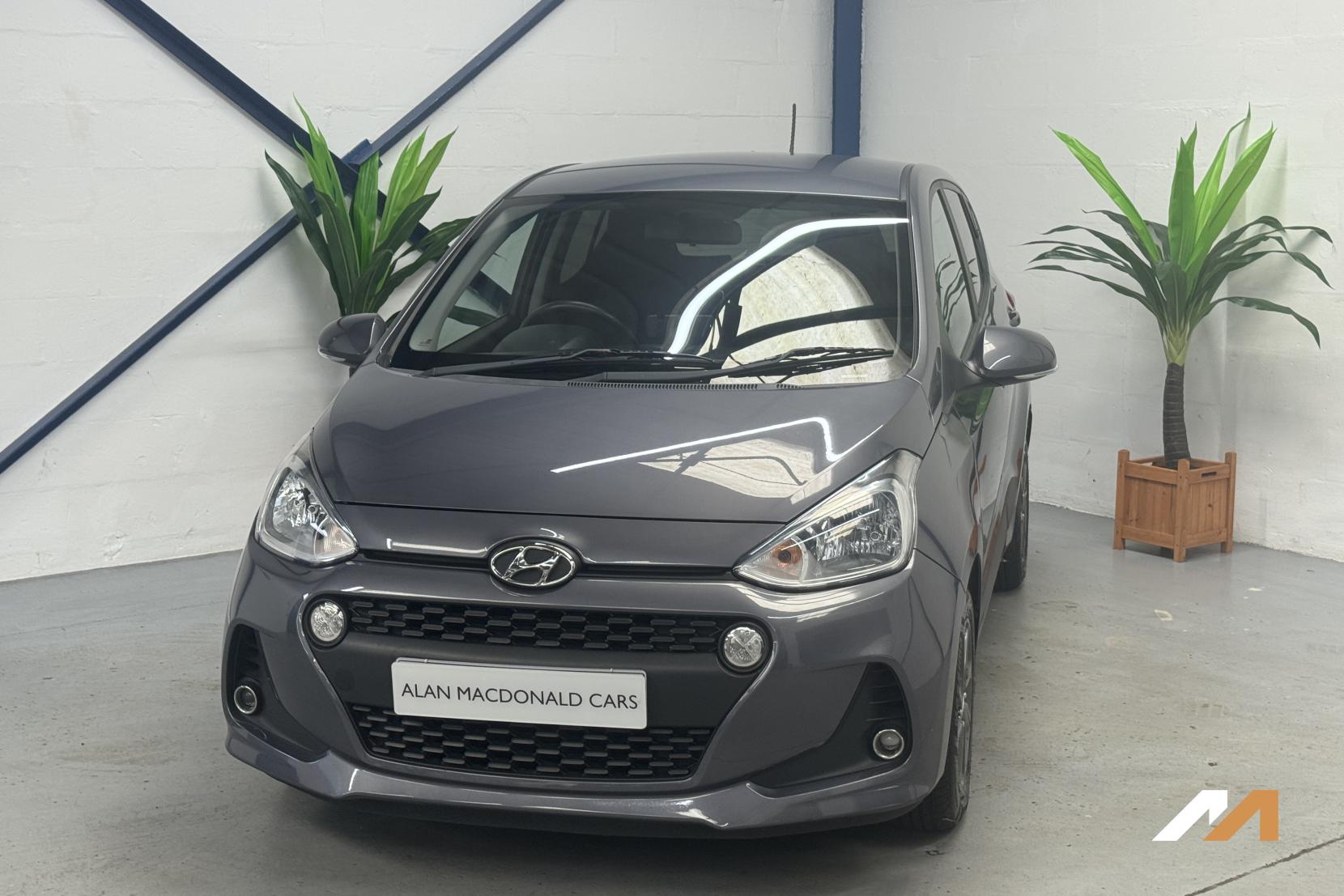Hyundai i10 1.0 Premium Hatchback 5dr Petrol Manual Euro 6 (66 ps)