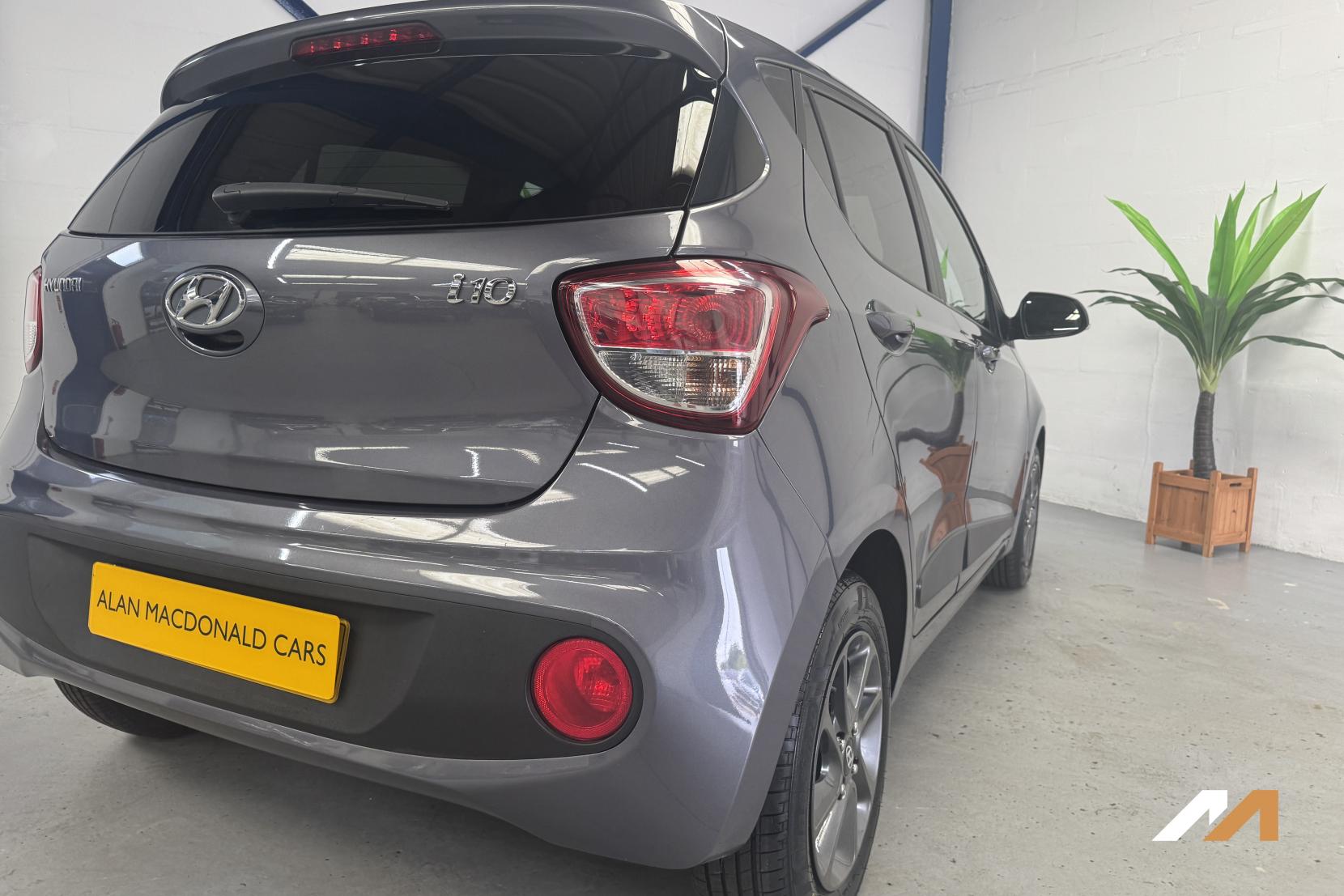 Hyundai i10 1.0 Premium Hatchback 5dr Petrol Manual Euro 6 (66 ps)