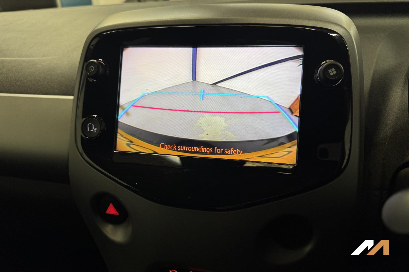 Toyota AYGO 1.0 VVT-i x-trend Hatchback 5dr Petrol Manual Euro 6 (Safety Sense) (71 ps)