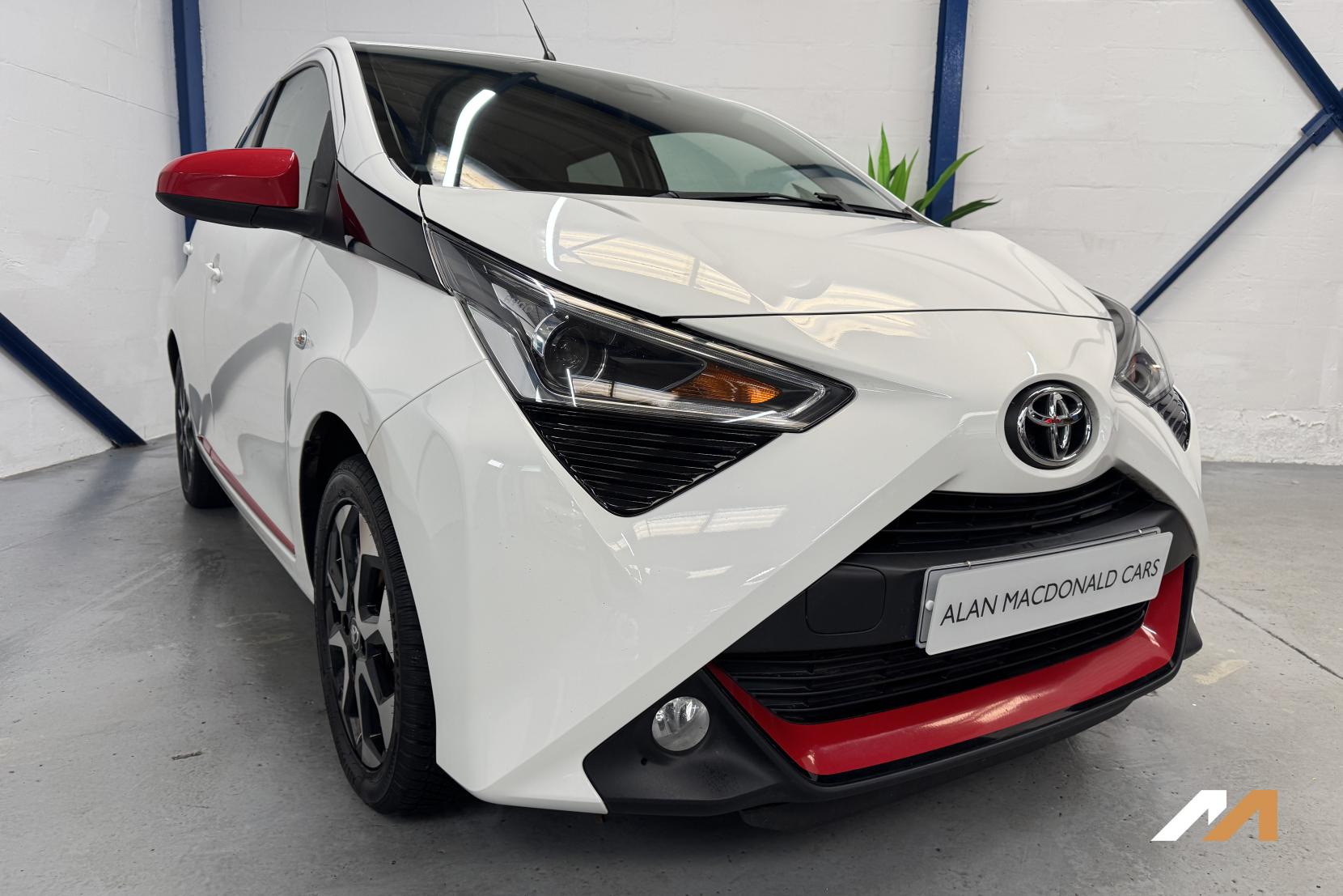Toyota AYGO 1.0 VVT-i x-trend Hatchback 5dr Petrol Manual Euro 6 (Safety Sense) (71 ps)