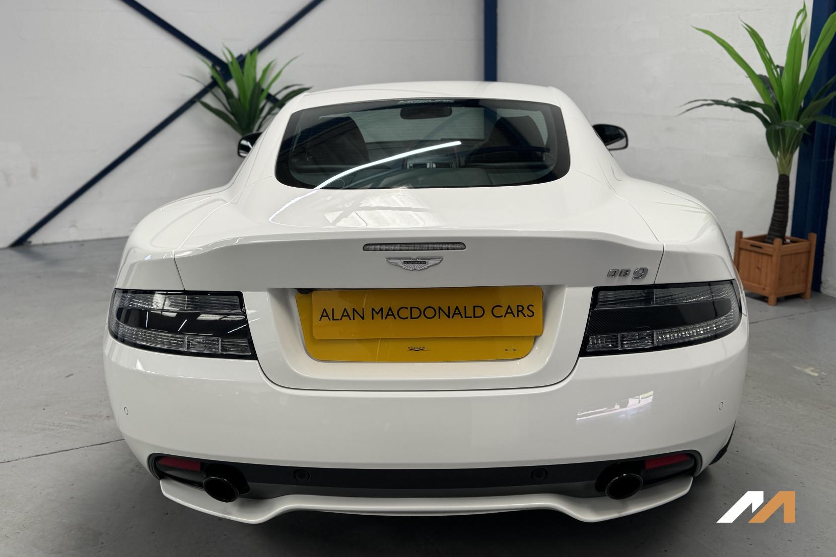 Aston Martin DB9 6.0 V12 Carbon Edition Coupe 2dr Petrol T-TronicII Euro 5 (510 bhp)