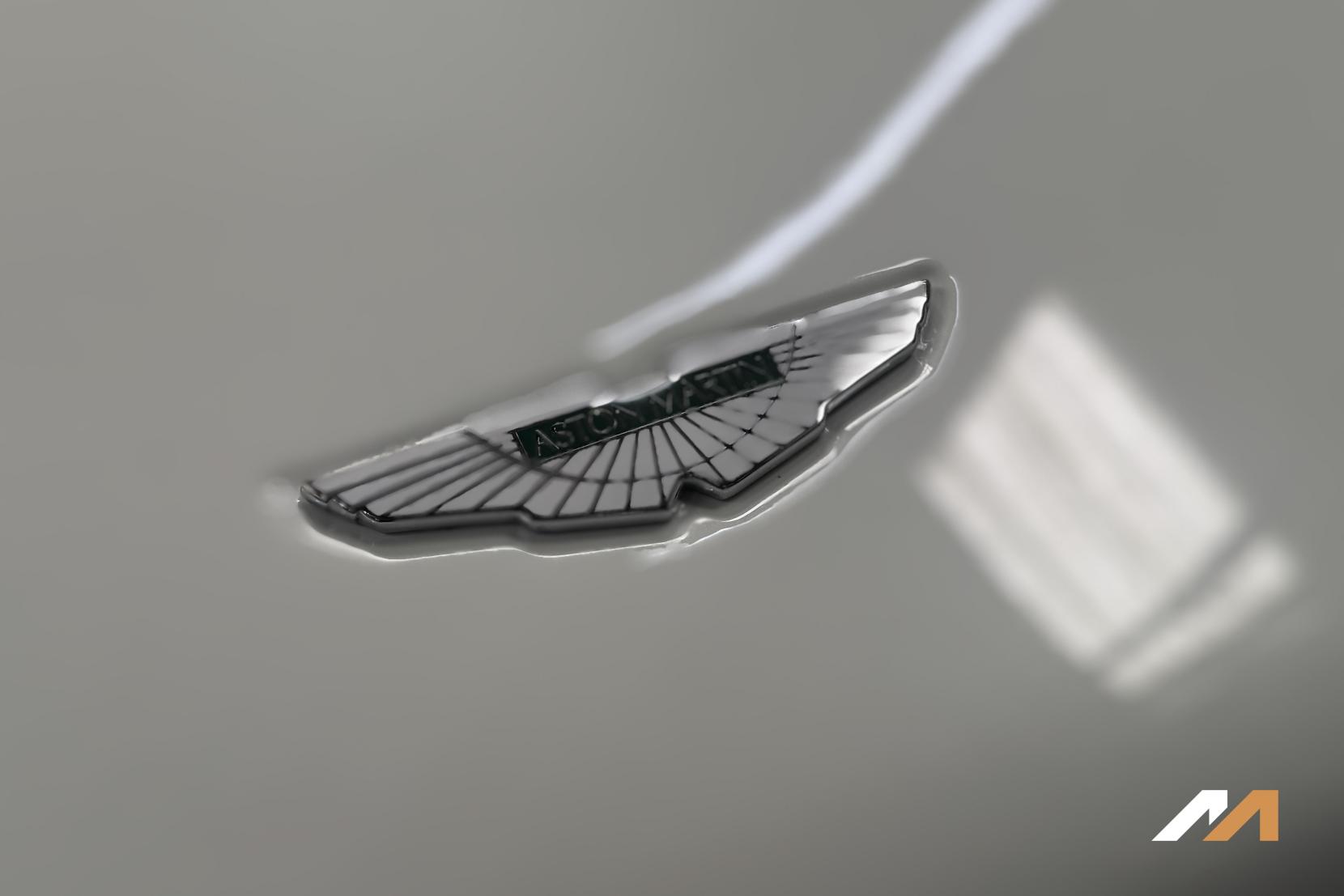 Aston Martin DB9 6.0 V12 Carbon Edition Coupe 2dr Petrol T-TronicII Euro 5 (510 bhp)