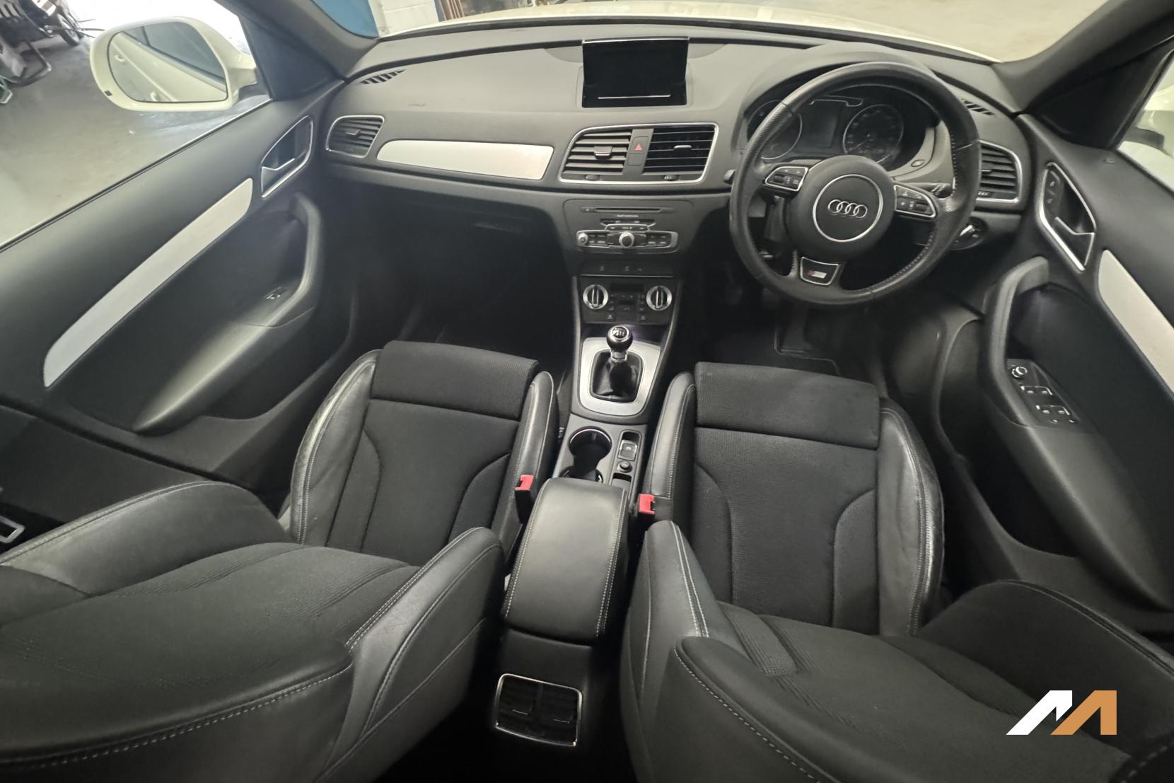 Audi Q3 2.0 TDI S line SUV 5dr Diesel Manual Euro 5 (s/s) (140 ps)