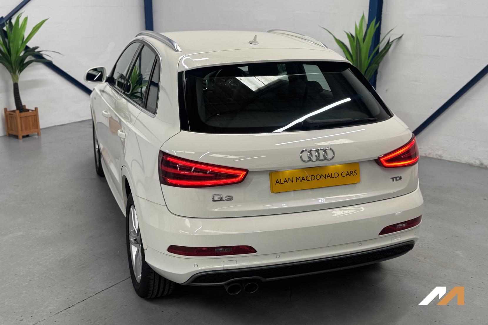 Audi Q3 2.0 TDI S line SUV 5dr Diesel Manual Euro 5 (s/s) (140 ps)