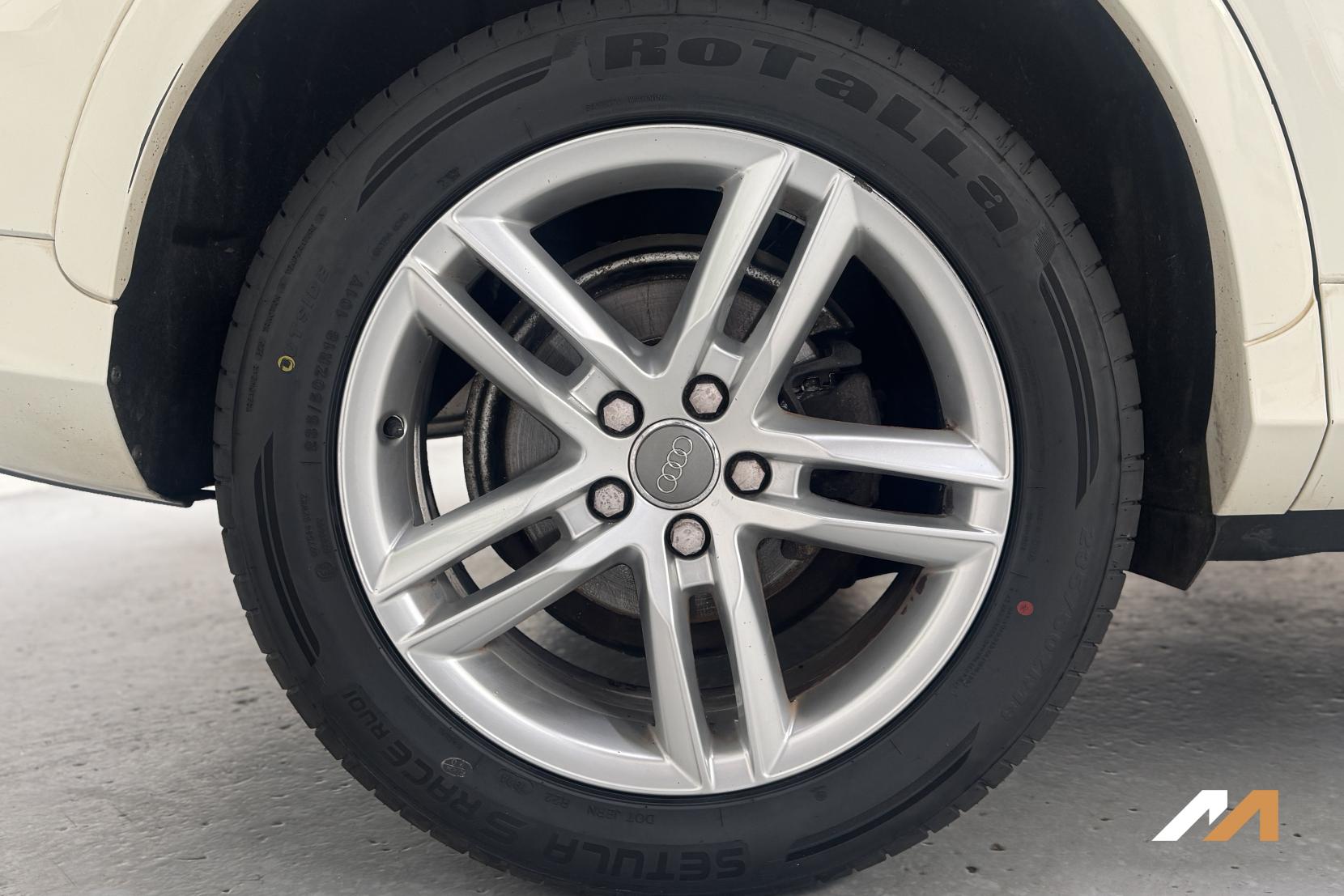 Audi Q3 2.0 TDI S line SUV 5dr Diesel Manual Euro 5 (s/s) (140 ps)