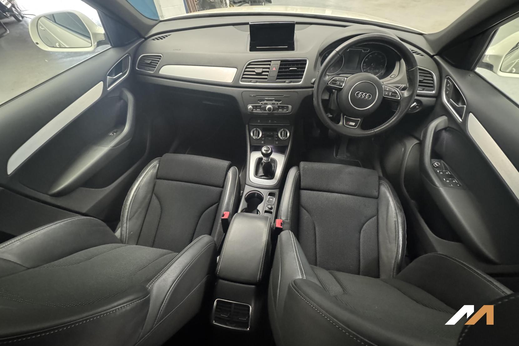 Audi Q3 2.0 TDI S line SUV 5dr Diesel Manual Euro 5 (s/s) (140 ps)