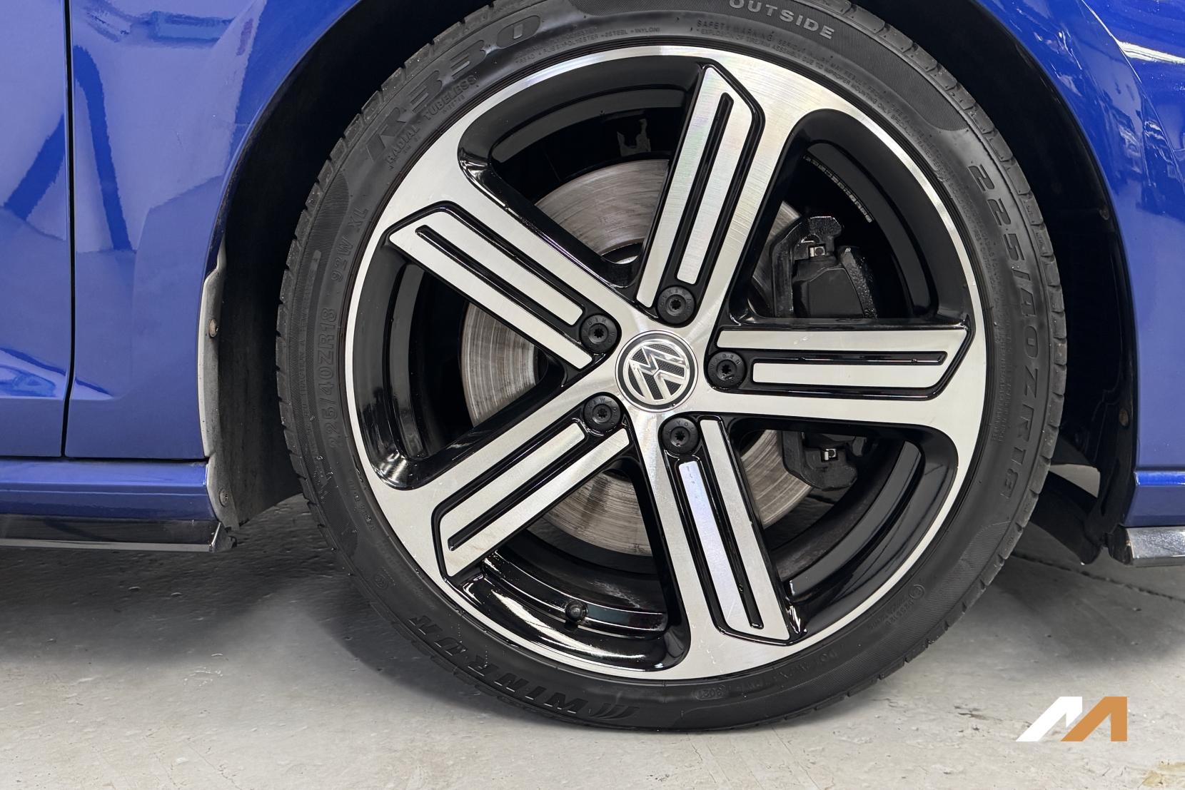 Volkswagen Golf 2.0 TSI BlueMotion Tech R Hatchback 3dr Petrol DSG 4Motion Euro 6 (s/s) (310 ps)