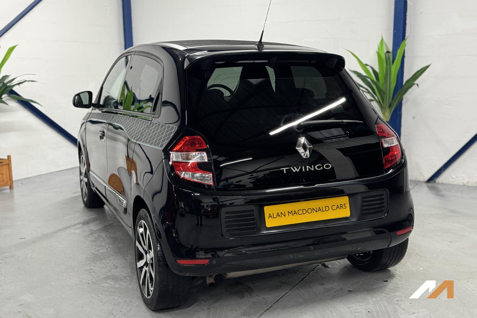 Renault Twingo 0.9 TCe ENERGY Iconic Hatchback 5dr Petrol Manual Euro 6 (s/s) (90 ps)