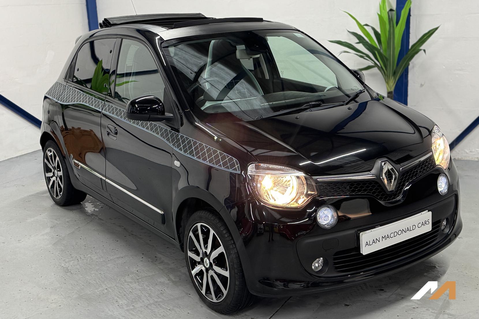 Renault Twingo 0.9 TCe ENERGY Iconic Hatchback 5dr Petrol Manual Euro 6 (s/s) (90 ps)