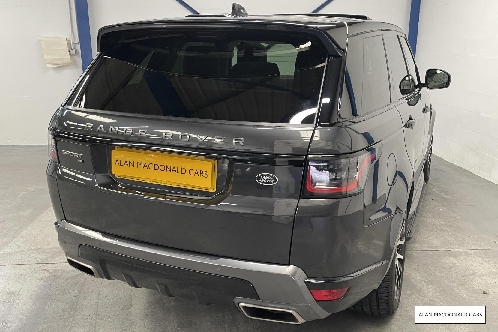 Land Rover Range Rover Sport 3.0 D300 MHEV HSE Silver SUV 5dr Diesel Auto 4WD Euro 6 (s/s) (300 ps)