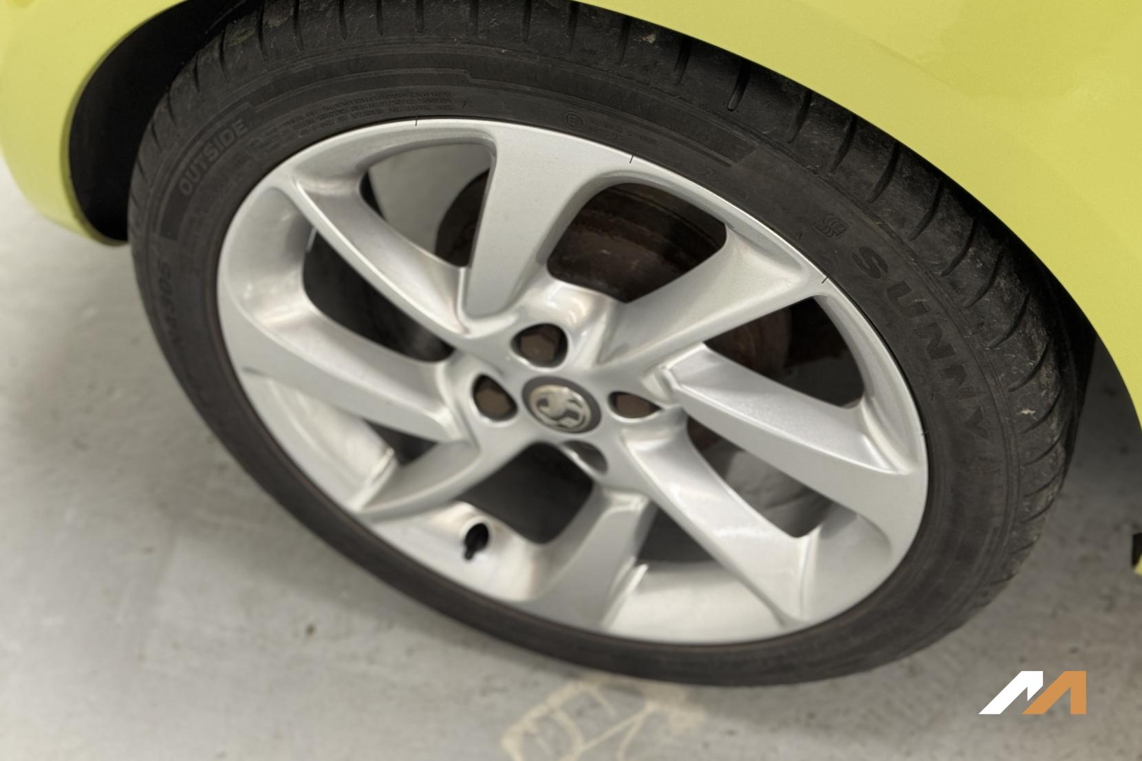 Vauxhall ADAM 1.2 16v SLAM Hatchback 3dr Petrol Manual Euro 5 (70 ps)