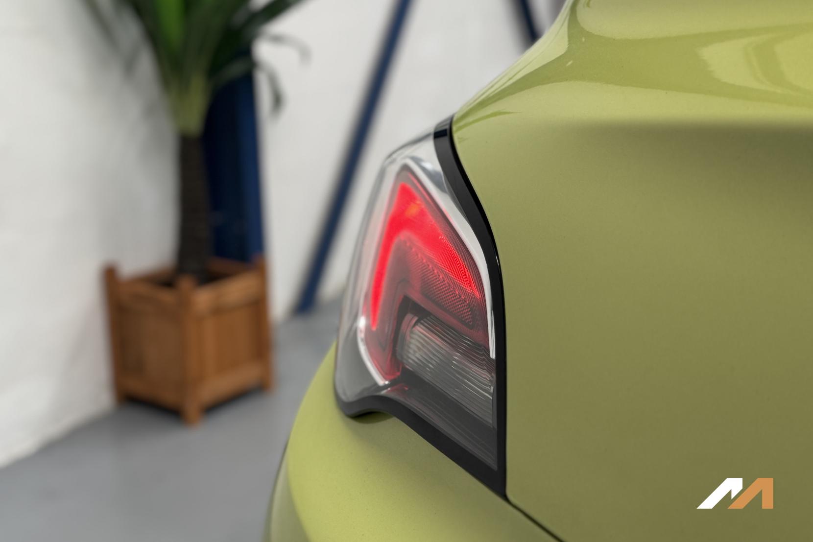 Vauxhall ADAM 1.2 16v SLAM Hatchback 3dr Petrol Manual Euro 5 (70 ps)