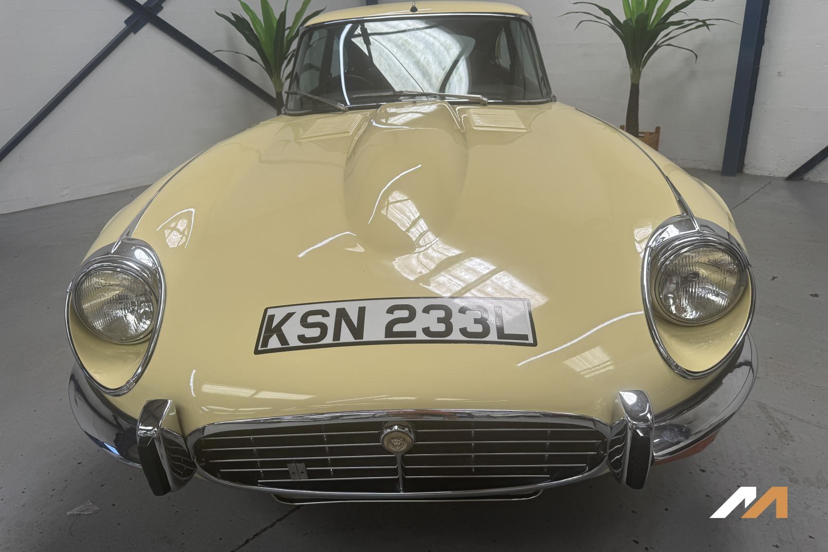 Jaguar E-Type V12
