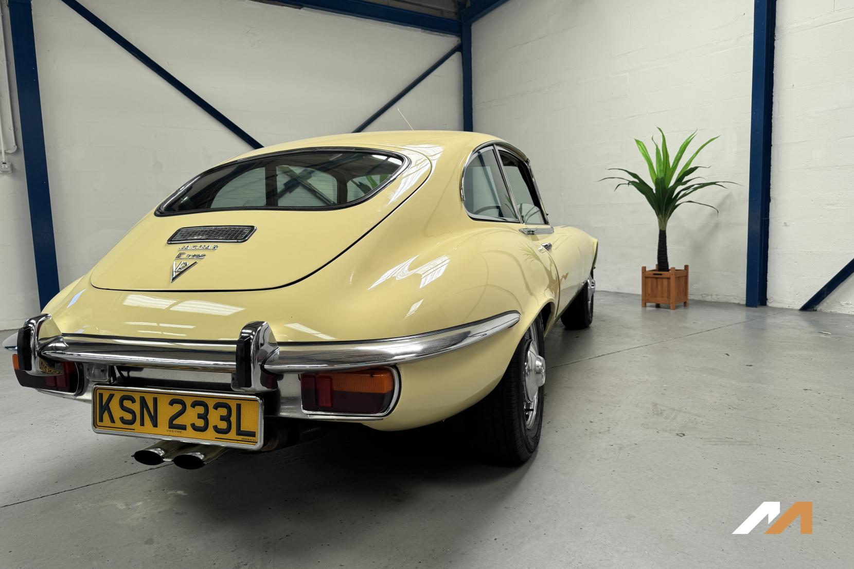 Jaguar E-Type V12