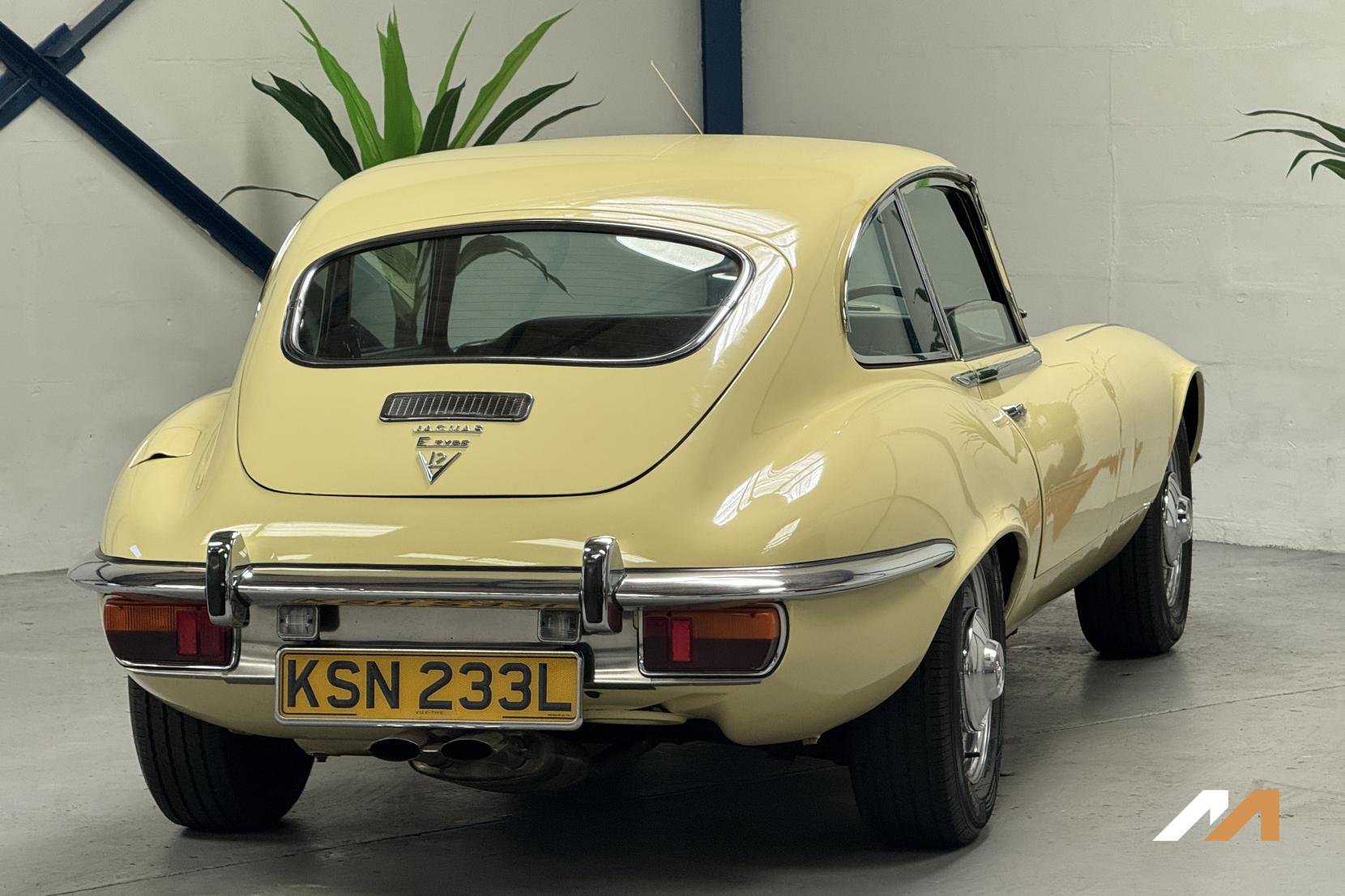 Jaguar E-Type V12
