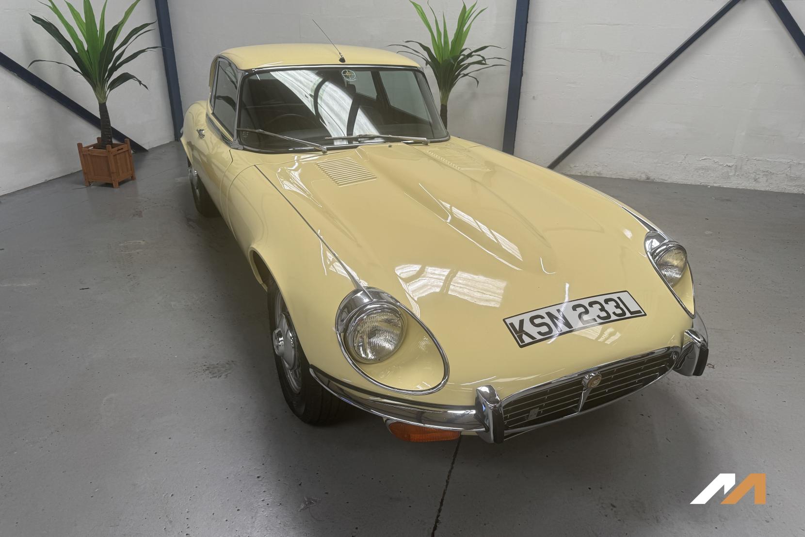 Jaguar E-Type V12