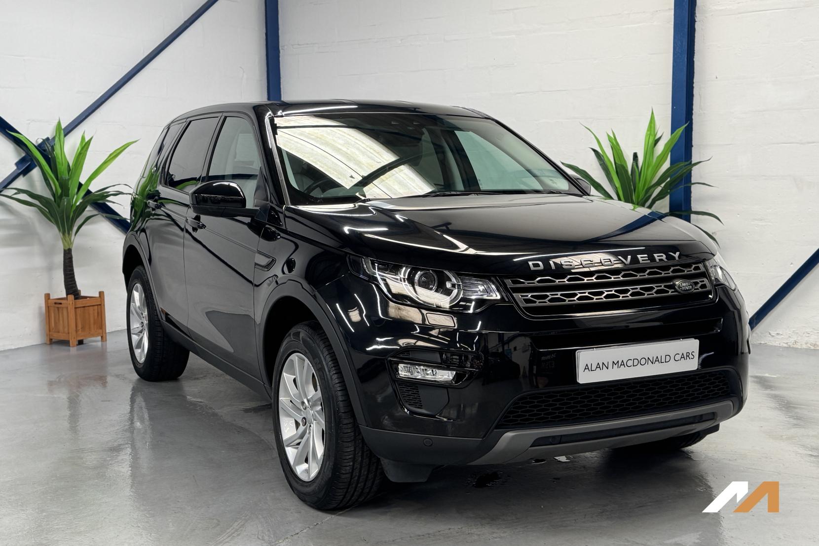 Land Rover Discovery Sport 2.0 TD4 SE Tech SUV 5dr Diesel Manual 4WD Euro 6 (s/s) (180 ps)