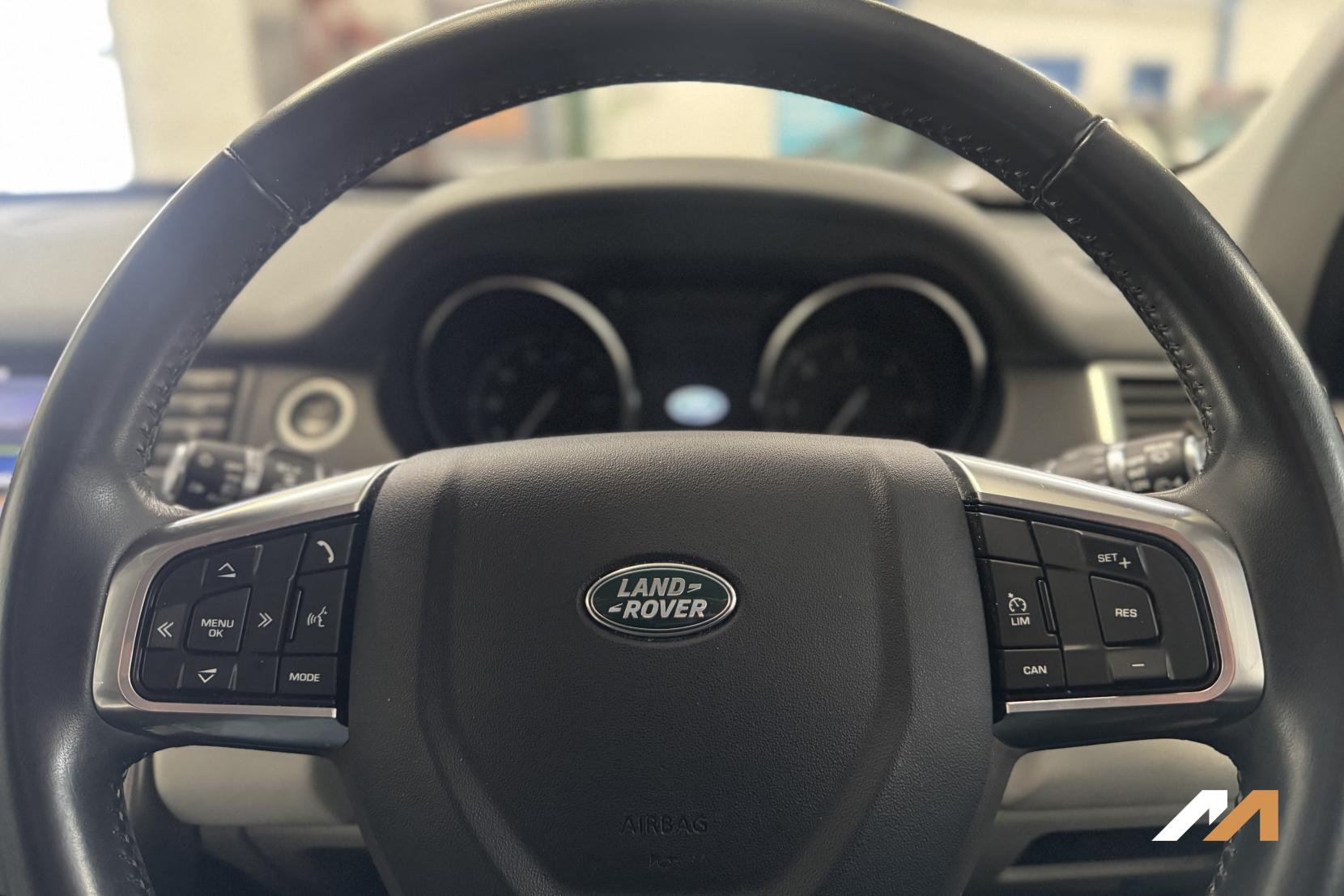 Land Rover Discovery Sport 2.0 TD4 SE Tech SUV 5dr Diesel Manual 4WD Euro 6 (s/s) (180 ps)