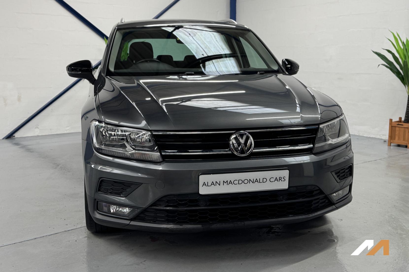 Volkswagen Tiguan 2.0 TDI SE Navigation SUV 5dr Diesel Manual Euro 6 (s/s) (150 ps)