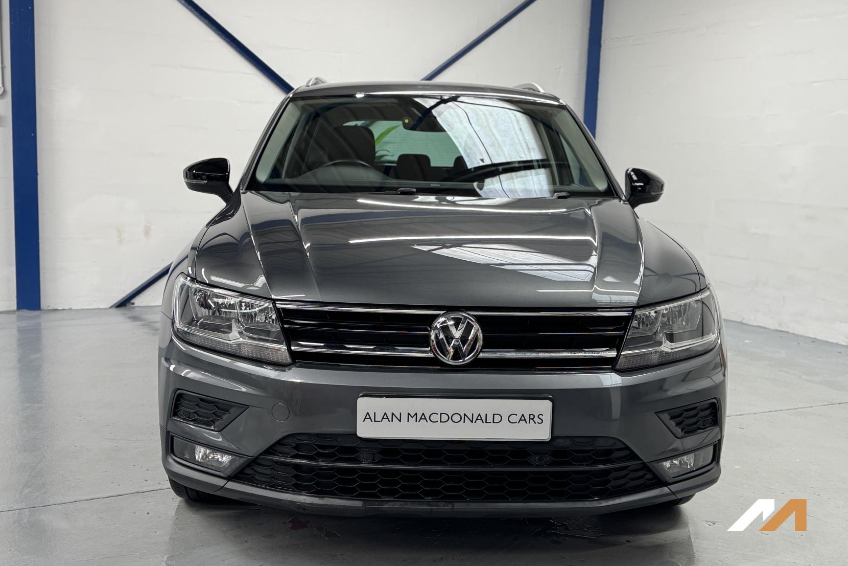 Volkswagen Tiguan 2.0 TDI SE Navigation SUV 5dr Diesel Manual Euro 6 (s/s) (150 ps)