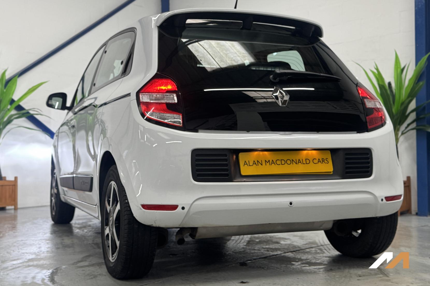 Renault Twingo 0.9 TCe Dynamique Hatchback 5dr Petrol EDC Euro 6 (90 ps)