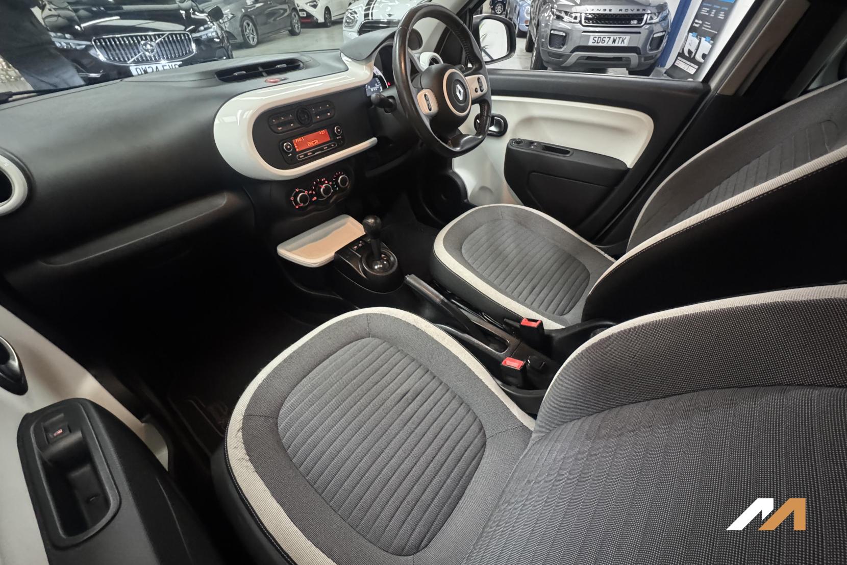 Renault Twingo 0.9 TCe Dynamique Hatchback 5dr Petrol EDC Euro 6 (90 ps)