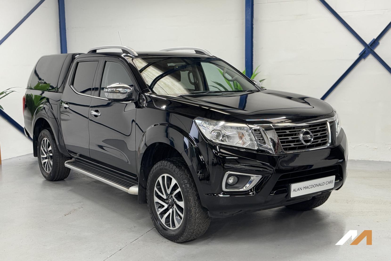 Nissan Navara 2.3 dCi Tekna Pickup Double Cab 4dr Diesel Auto 4WD Euro 6 (190 ps)