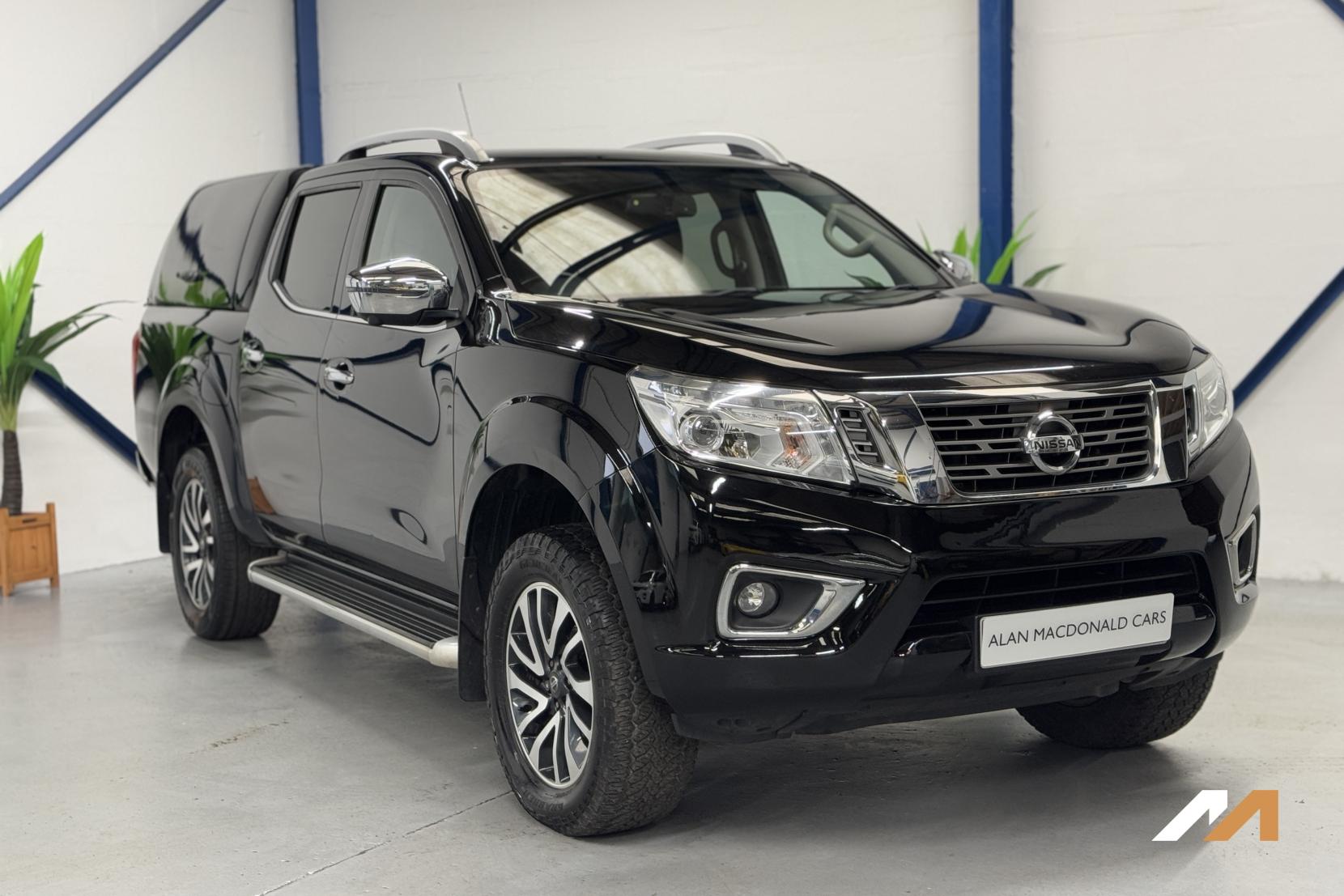 Nissan Navara 2.3 dCi Tekna Pickup Double Cab 4dr Diesel Auto 4WD Euro 6 (190 ps)