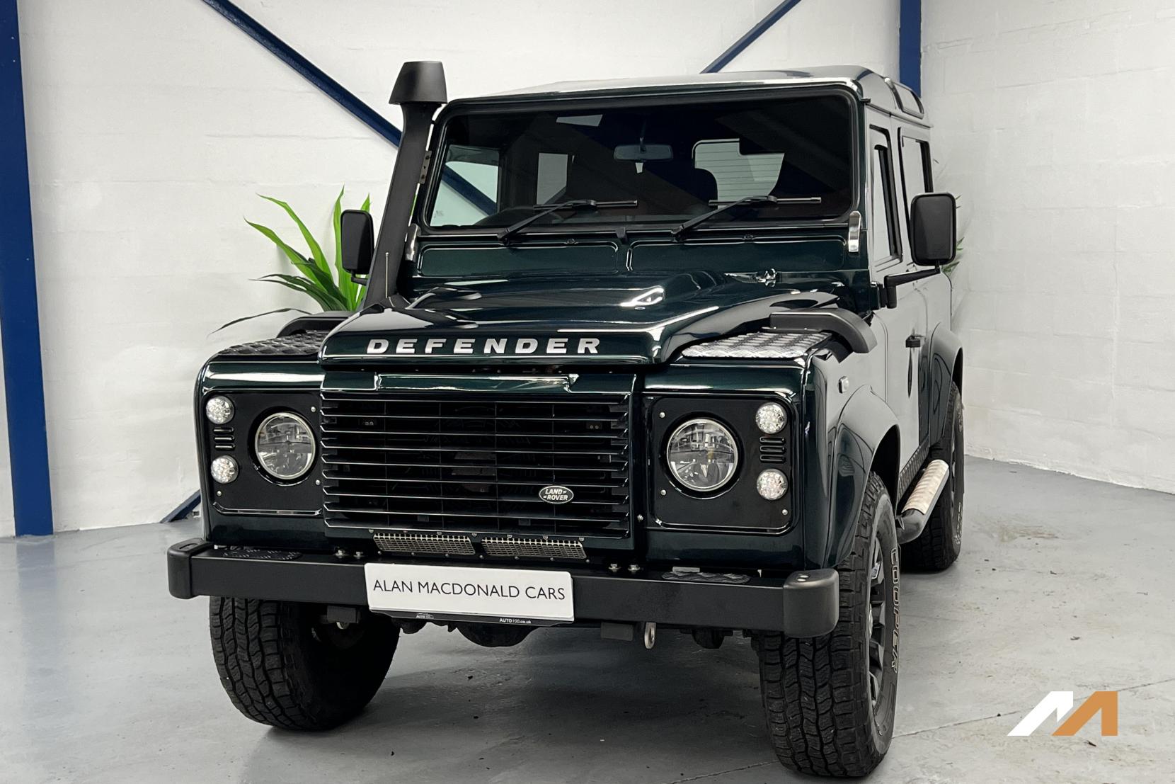 Land Rover Defender 90 2.2 TDCi XS Station Wagon 3dr Diesel Manual 4WD Euro 5 (122 ps)