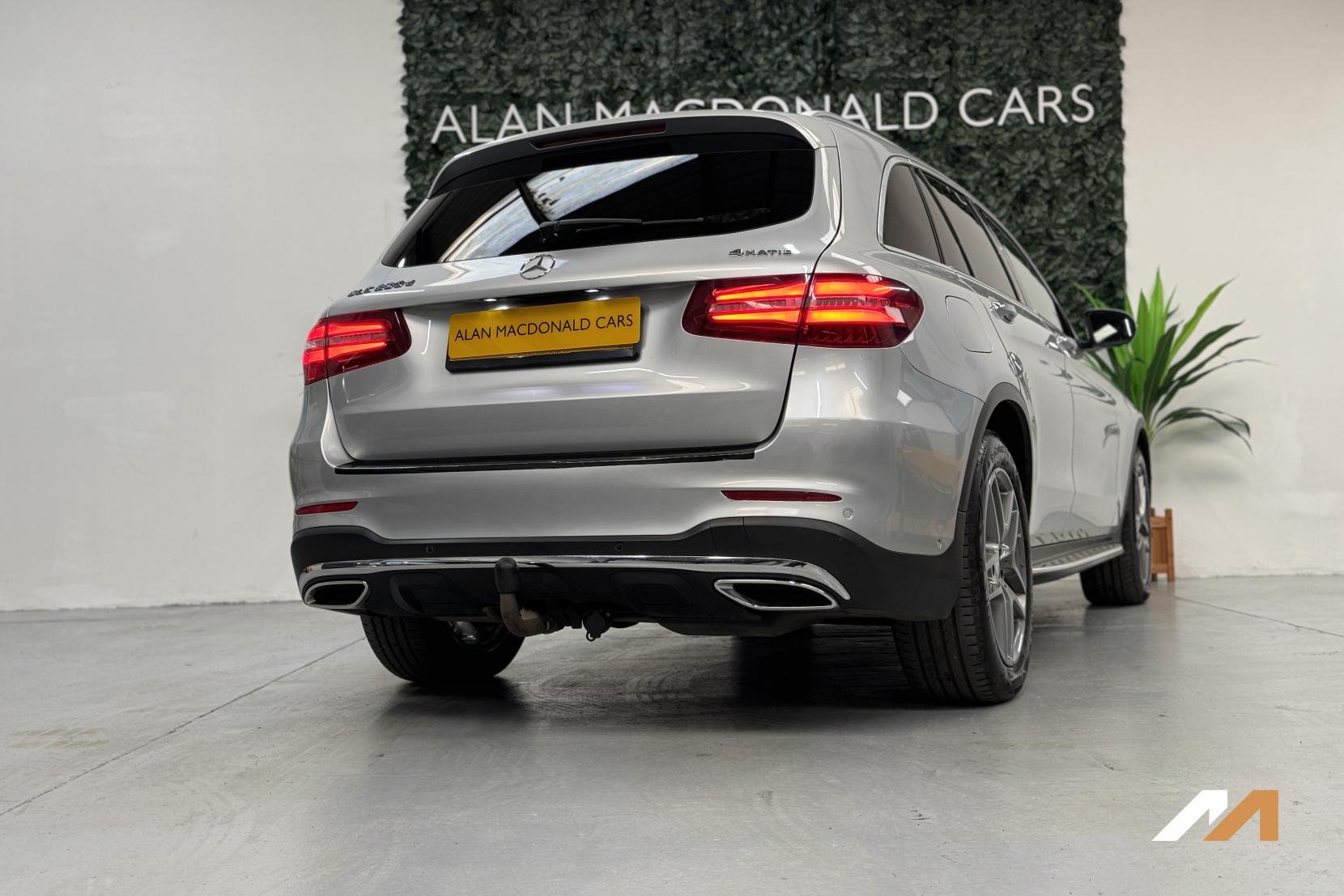 Mercedes-Benz GLC 2.1 GLC250d AMG Line (Premium Plus) SUV 5dr Diesel G-Tronic 4MATIC Euro 6 (s/s) (204 ps)