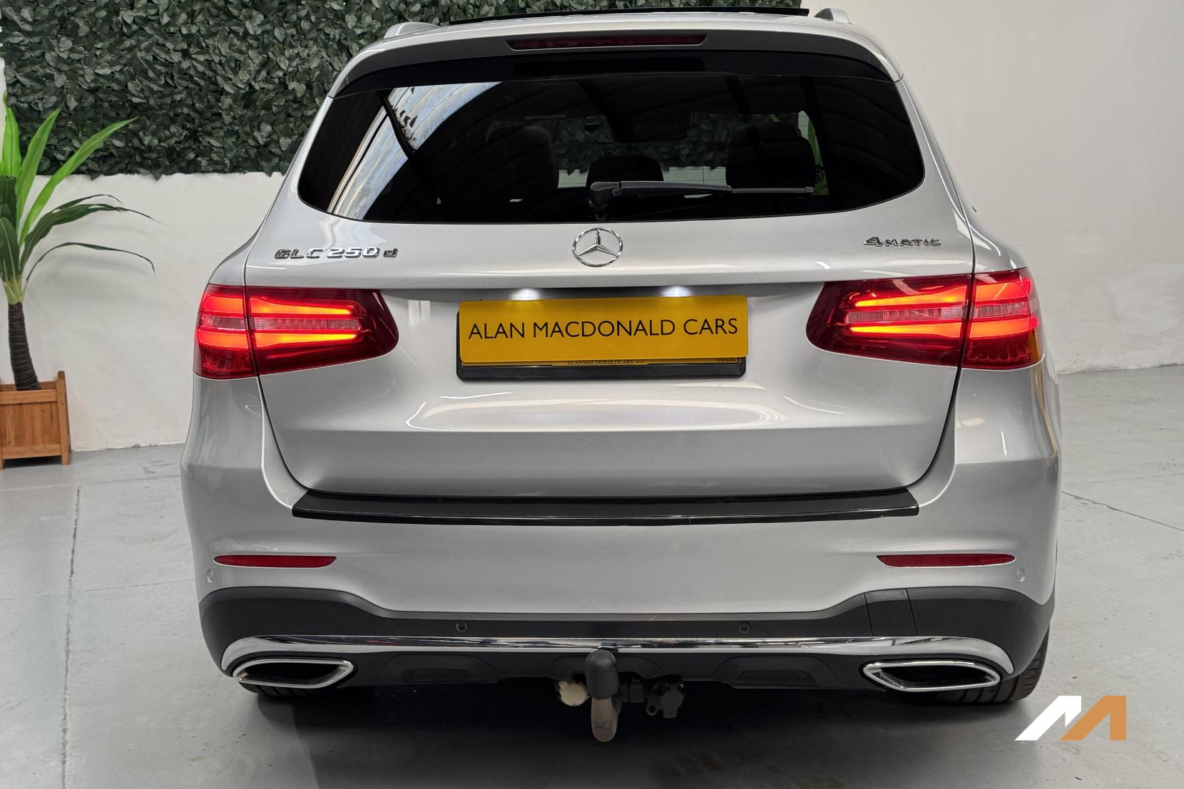 Mercedes-Benz GLC 2.1 GLC250d AMG Line (Premium Plus) SUV 5dr Diesel G-Tronic 4MATIC Euro 6 (s/s) (204 ps)