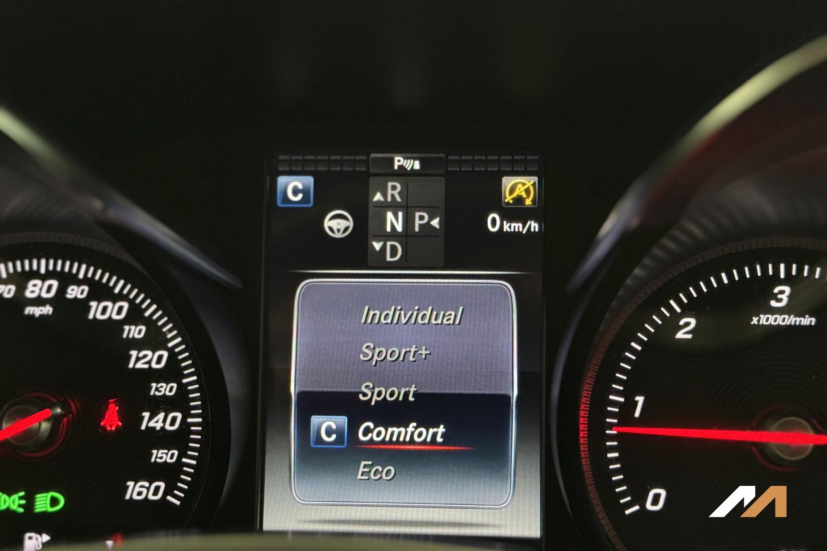 Mercedes-Benz GLC 2.1 GLC250d AMG Line (Premium Plus) SUV 5dr Diesel G-Tronic 4MATIC Euro 6 (s/s) (204 ps)