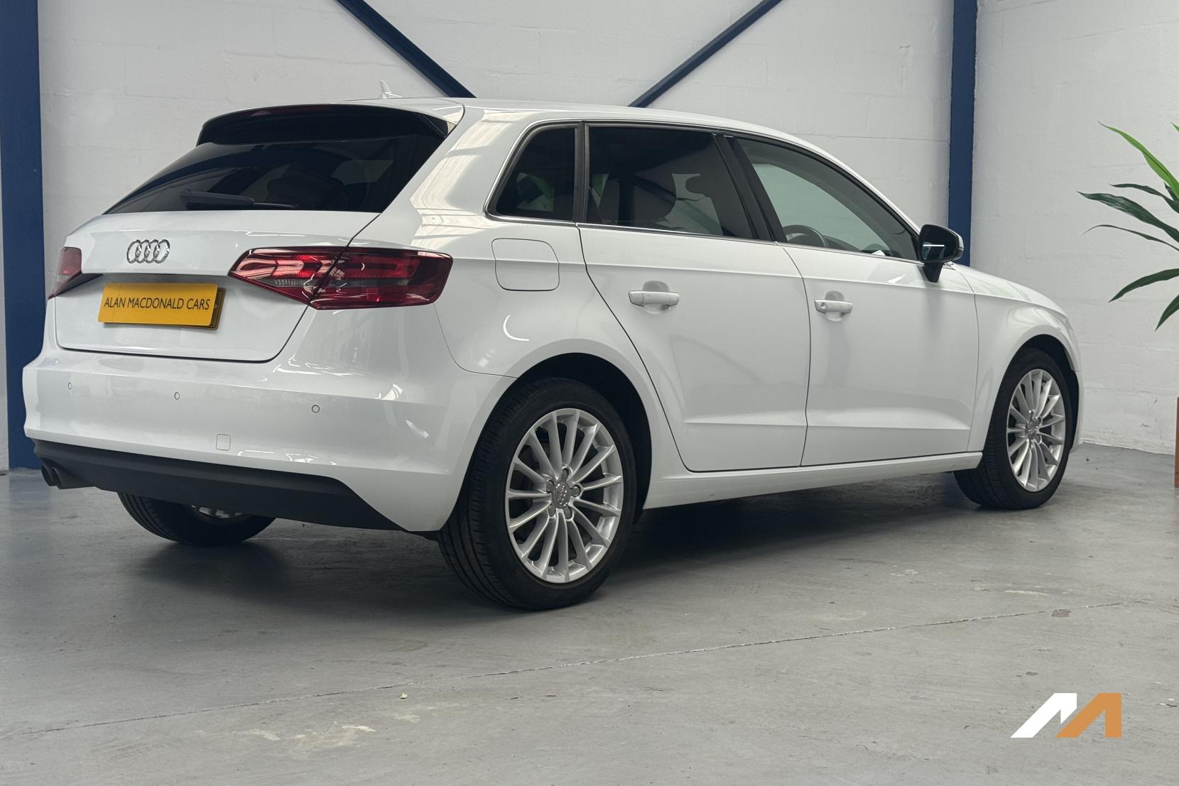Audi A3 1.4 TFSI SE Sportback 5dr Petrol Manual Euro 5 (s/s) (122 ps)